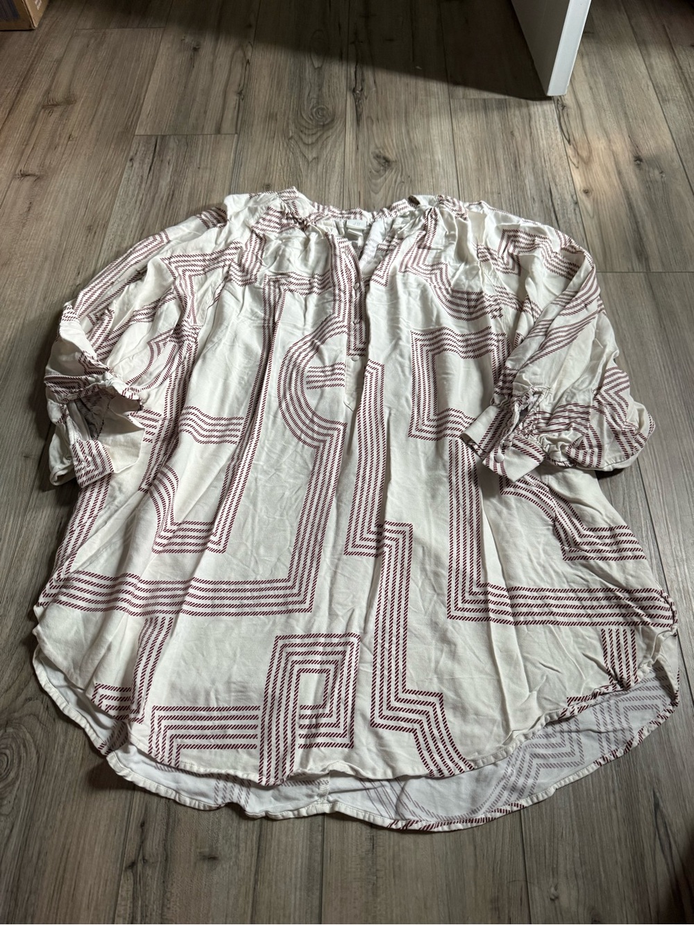 H&M Women’s Ivory Tunic Top with Geometric Rust Print Size 14